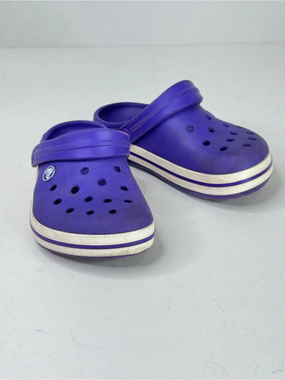 CROCS Kids Purple Clogs with White Stripe Midsole